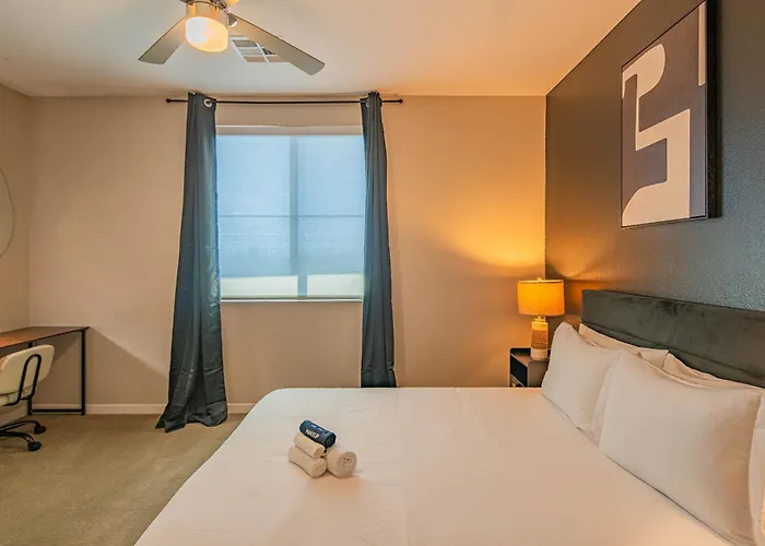 Apartment Convenient 1br Uptown Biltmore Gym Pool Parking Phoenix